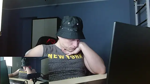 Poliglotjoe1 online show from 02/16/26, 09:24