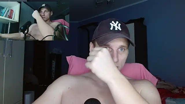 Poliglotjoe1 online show from 12/22/25, 09:09