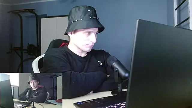 Poliglotjoe1 online show from 02/07/26, 08:39