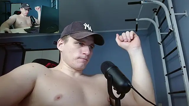 Poliglotjoe1 online show from 01/12/26, 06:26