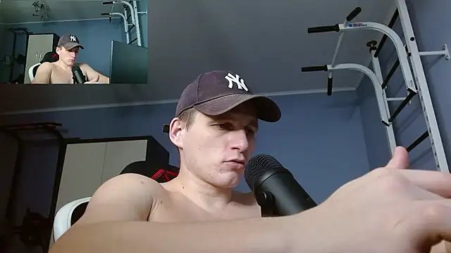 Poliglotjoe1 online show from 01/12/26, 01:45