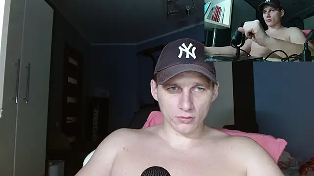 Poliglotjoe1 online show from 12/21/25, 06:53