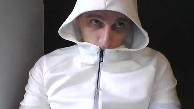 Poliglotjoe1 online show from 12/15/25, 01:28