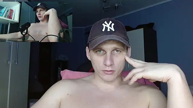 Poliglotjoe1 online show from 12/23/25, 09:41