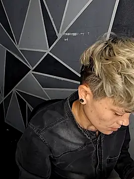 megan NL online show from 02/09/26, 09:02