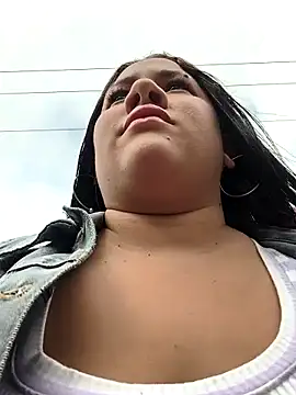 Kendra-daring online show from 04/13/26, 08:02