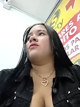 Kendra-daring online show from 04/28/26, 06:12