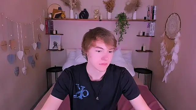 DonaldWoon online show from 11/27/25, 12:38