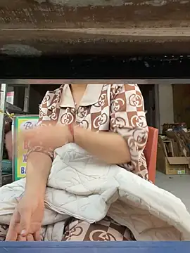 suna218 online show from 11/22/25, 10:03