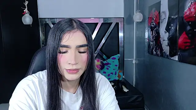 Snapshot of Evangeline_Star1 chatting on 11/27/25, 08:09 Evangeline Star1 online show from 11/27/25, 08:09