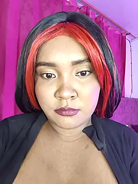 Evelinn  online show from 11/21/25, 02:10