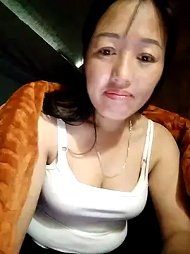 Snapshot of Jelly-squirt chatting on 12/17/25, 09:47 Jelly-squirt online show from 12/17/25, 09:47