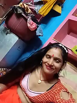 Snapshot of Rt_kinjal chatting on 05/28/26, 11:05 Rt kinjal online show from 05/28/26, 11:05
