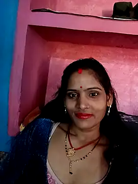Snapshot of Rt_kinjal chatting on 04/28/26, 08:41 Rt kinjal online show from 04/28/26, 08:41