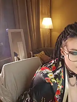 Snapshot of olonho_estel chatting on 04/07/26, 11:28 olonho estel online show from 04/07/26, 11:28