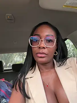 tashaaaaa2395 online show from 11/20/25, 09:04