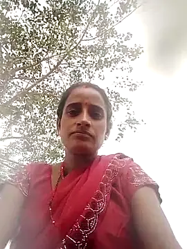 Snapshot of Xxx_suhana chatting on 06/15/26, 12:44 Xxx suhana online show from 06/15/26, 12:44