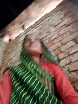 Snapshot of Xxx_suhana chatting on 11/20/25, 10:38 Xxx suhana online show from 11/20/25, 10:38