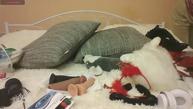 LisaHoneyLisa online show from 11/28/25, 06:30