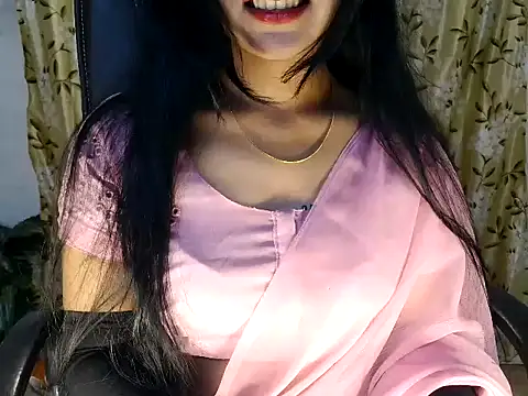 Snapshot of cute_girl_81 chatting on 01/14/26, 02:42 cute girl 81 online show from 01/14/26, 02:42