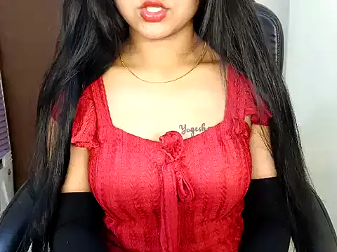 Snapshot of cute_girl_81 chatting on 12/20/25, 05:16 cute girl 81 online show from 12/20/25, 05:16