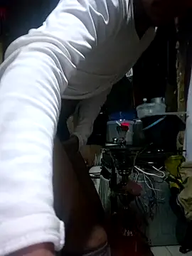 Eezxxx online show from 03/07/26, 09:20