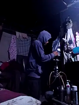 Eezxxx online show from 12/19/25, 10:34