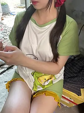 XndSeraphina online show from 04/16/26, 04:46