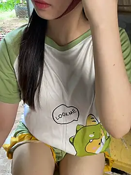 Snapshot of XndSeraphina chatting on 07/12/26, 04:24 XndSeraphina online show from 07/12/26, 04:24