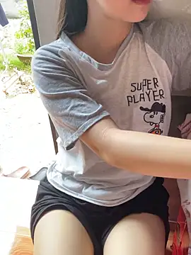 XndSeraphina online show from 04/08/26, 06:26