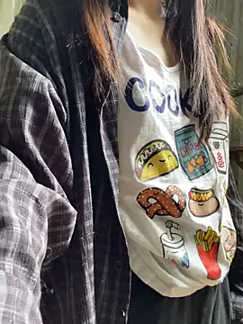 XndSeraphina online show from 04/12/26, 04:49