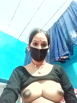 Snapshot of Nandani-758 chatting on 05/03/26, 09:03 Nandani-758 online show from 05/03/26, 09:03