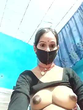 Snapshot of Nandani-758 chatting on 05/26/26, 11:19 Nandani-758 online show from 05/26/26, 11:19