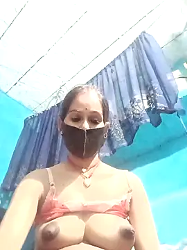 Nandani-758 online show from 04/21/26, 03:07