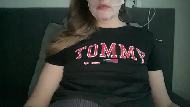 alisa kitcat online show from 12/23/25, 05:40