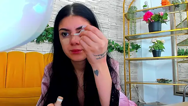 SerennaNoir online show from 12/20/25, 06:05