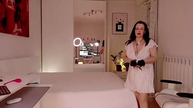 Snapshot of FlirtyFox_ chatting on 02/01/26, 12:58 FlirtyFox online show from 02/01/26, 12:58