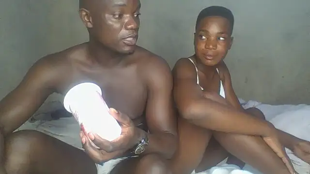 Snapshot of UsTwo_ chatting on 01/07/26, 09:20 UsTwo online show from 01/07/26, 09:20