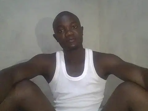 Snapshot of UsTwo_ chatting on 12/22/25, 04:40 UsTwo online show from 12/22/25, 04:40