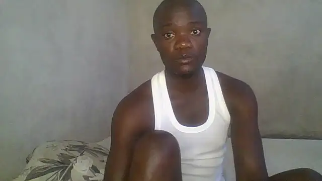 Snapshot of UsTwo_ chatting on 01/14/26, 08:29 UsTwo online show from 01/14/26, 08:29