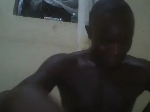 Snapshot of UsTwo_ chatting on 11/23/25, 08:08 UsTwo online show from 11/23/25, 08:08