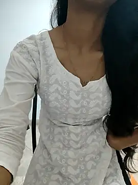 Roja   online show from 11/29/25, 02:12