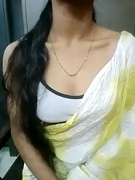 Roja   online show from 12/04/25, 09:19