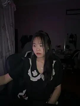 Kiee-lee online show from 04/22/26, 07:09