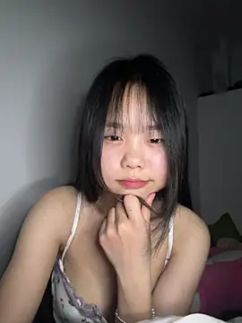 Kiee-lee online show from 02/27/26, 03:23