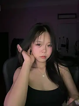 Kiee-lee online show from 05/20/26, 04:26