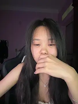 Kiee-lee online show from 05/14/26, 04:59