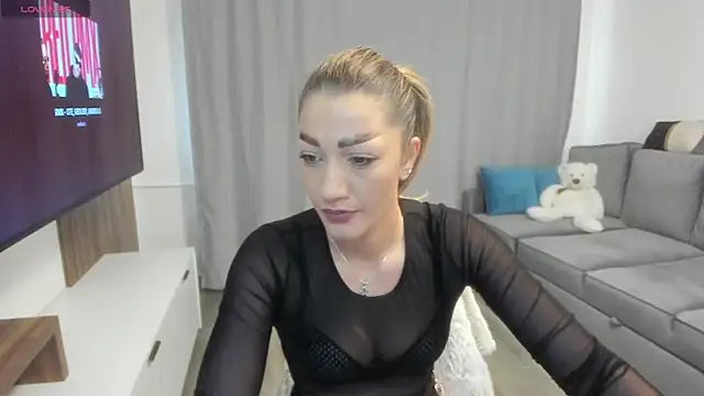 rossana doll online show from 04/16/26, 06:58