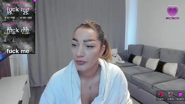 Snapshot of rossana_doll chatting on 05/15/26, 06:22 rossana doll online show from 05/15/26, 06:22