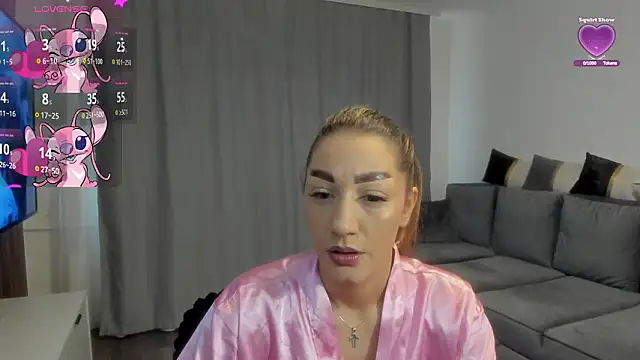 rossana doll online show from 03/26/26, 07:17